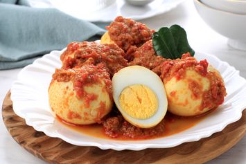Resep Telur Bumbu Rujak, Lauk Makan Malam Praktis