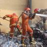 Api di Sampah Belum Padam, Limbah Kertas Perusahaan di Semarang Terbakar