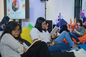 Membaca dengan Konsep Intimate, Cara Efektif untuk Gali Minat Baca