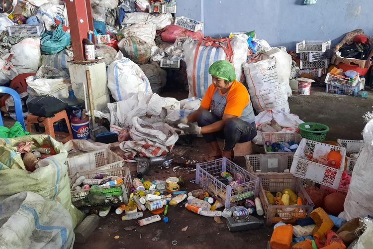 Kampanye Inovatif PCX Markets Ubah 6,6 Miliar Botol Plastik Menjadi Harta Karun yang Berharga