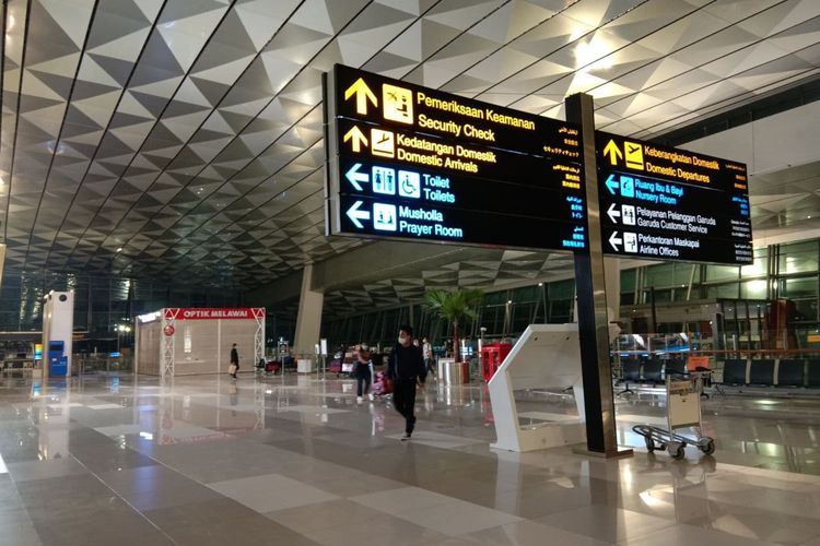 Terminal 3 Bandara Internasional Soekarno-Hatta di Tangerang, Banten, Minggu (24/10/2021). Ini adalah Salah satu bandara internasional di Indonesia.