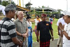 Gubernur Bali Ritual Tawur Labuh Gentuh di Pura Besakih
