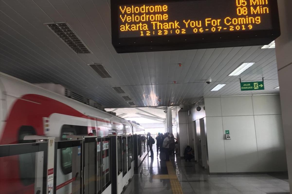 Stasuin LRT Boulevard Utara Kelapa Gading, Jakarta Utara, Sabtu (6/7/2019).