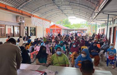 Kementerian Sosial (Kemensos) salurkan Bantuan Langsung Tunai (BLT) minyak goreng di kepada 64.354 keluarga penerima manfaat (KPM) di Kepulauan Riau (Kepri).