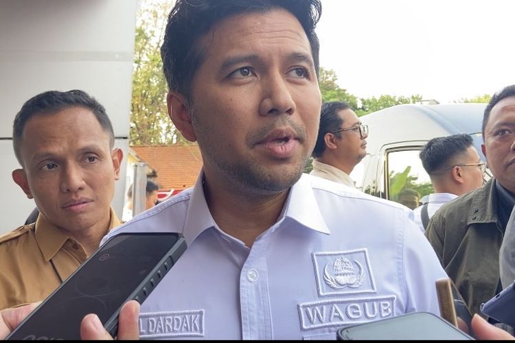Emil Dardak Sebut Kebakaran Bromo Diduga Multifaktor, Penyebab Masih Diselidiki