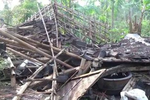 Pangkep Kembali Diterjang Angin Puting Beliung, 126 Rumah Rusak