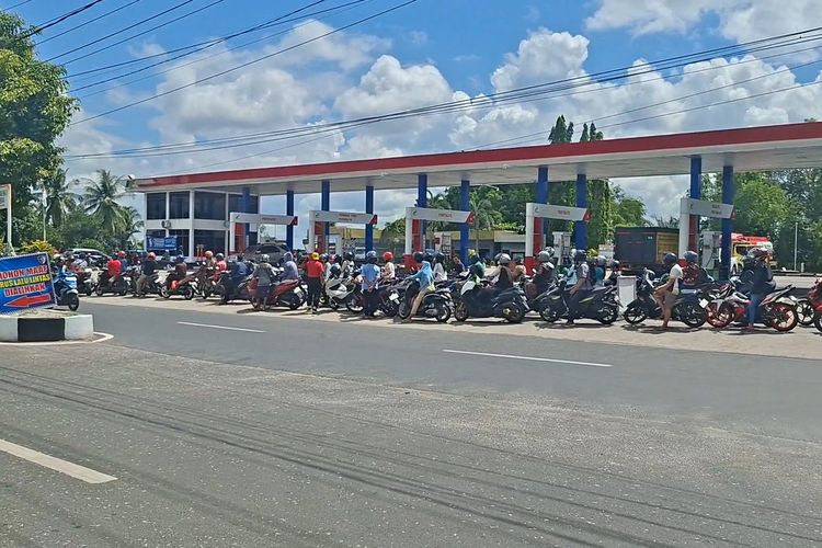 Antrean BBM di Palangka Raya Sangat Panjang, Pertamina Janji Seminggu Kembali Normal
