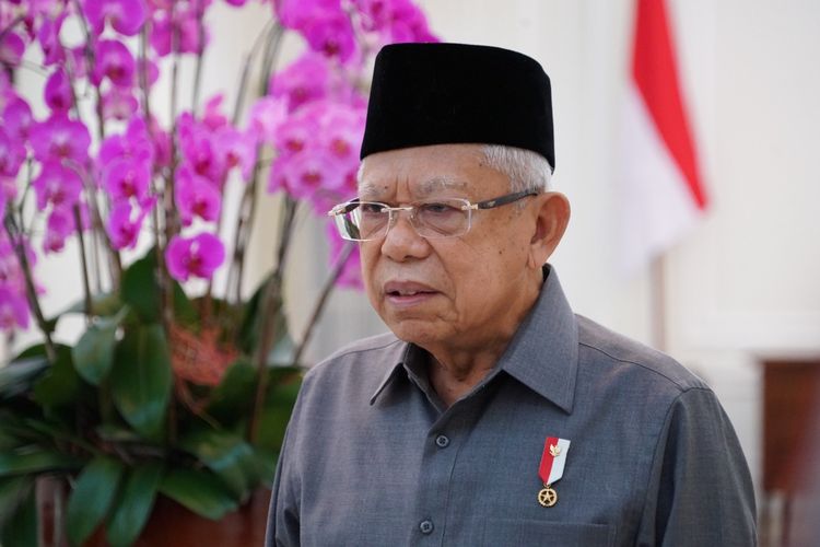 Wakil Presiden Ma'ruf Amin menyampaikan ucapan duka cita atas wafatnya Mustasyar Pengurus Besar Nahdlatul Ulama (PBNU) sekaligus Ketua Dewan Syura Partai Kebangkitan Bangsa (PKB), KH Dimyati Rois, Jumat (10/6/2022).