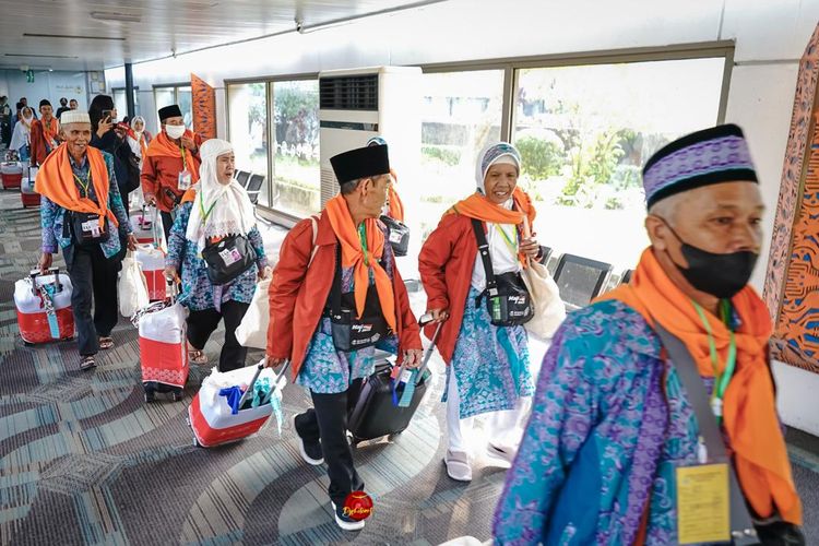 Ilustrasi calon jemaah haji dari Indonesia di salah satu bandara kelolaan PT Angkasa Pura II.