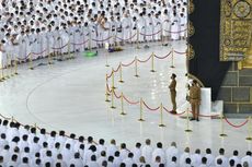 Cerita WNI Shalat di Masjidil Haram Kapasitas Penuh: Kami Merinding, Menangis