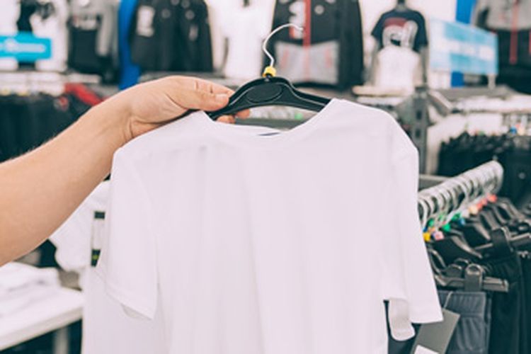 Ilustrasi membangun bisnis kaus.