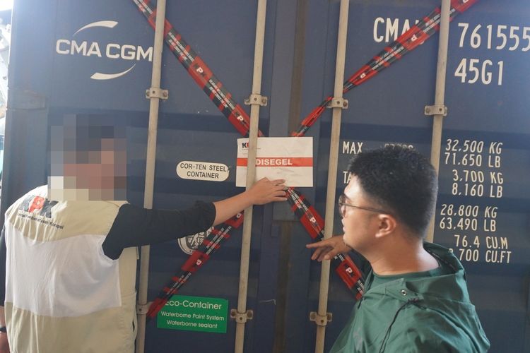 KPK Sita Kontainer di Pelabuhan Tanjung Emas Terkait Kasus Korupsi Ditjen Bea Cukai 