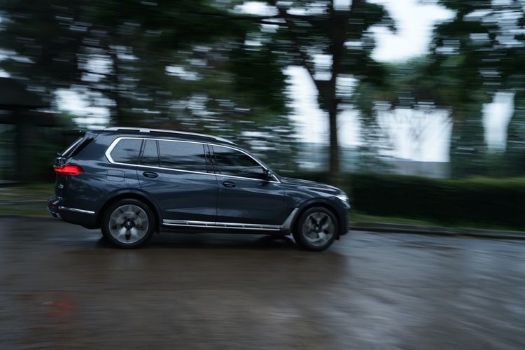 Test Drive BMW X7