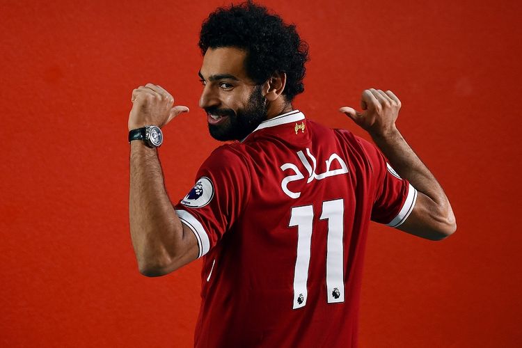 Mohamed Salah resmi diperkenalkan sebagai pemain baru Liverpool pada Kamis (22/6/2017). 