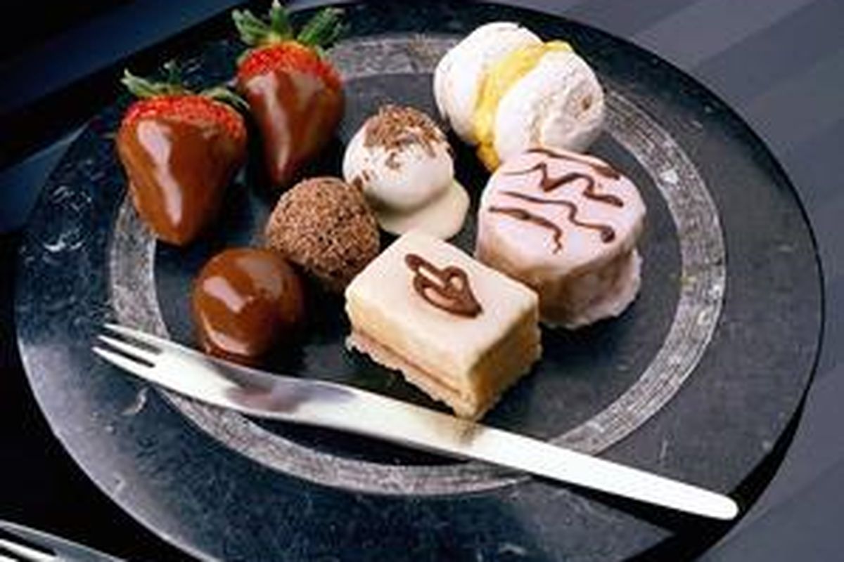 Cokelat memiliki banyak manfaat.