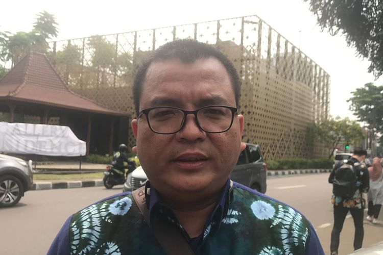 Denny Indrayana Ungkap Alasan Jadi Kuasa Hukum Roy Suryo di Kasus Ijazah Jokowi