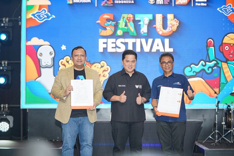 Microsoft Indonesia dan Pos Indonesia menandatangani kerja sama SATU Karya di Pos Bloc Jakarta, Kamis (10/11/2022).