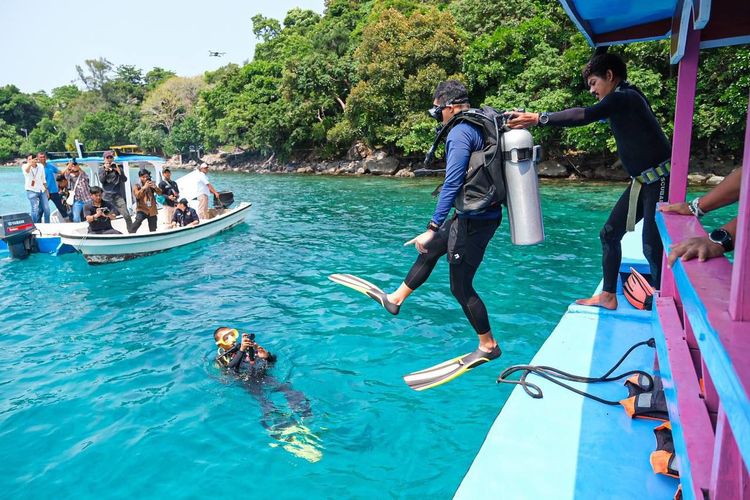 Menparekraf Sandiaga Uno Menjajal Snorkeling di Deda Wisata Iboih, Sabang