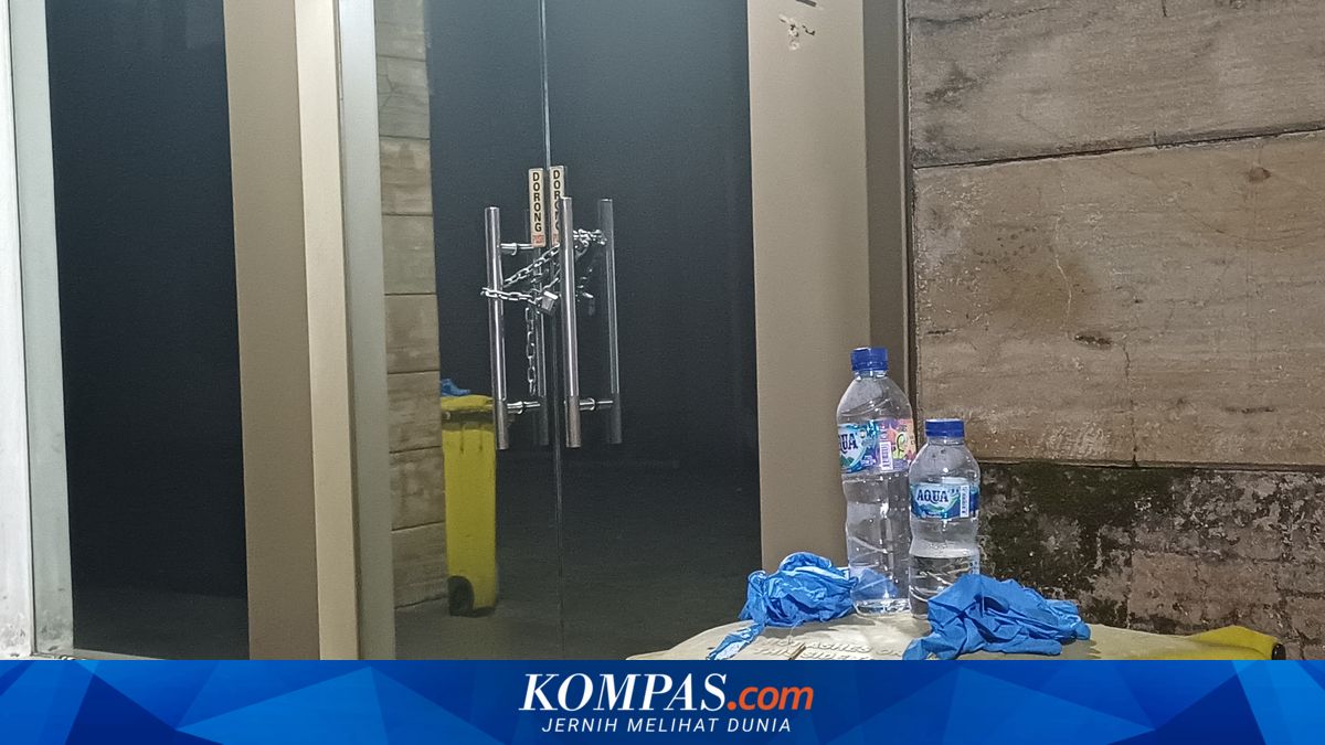 Ruko di Cipete Kini Digembok dan Dirantai Usai Digeledah Polisi Selama 5 Jam