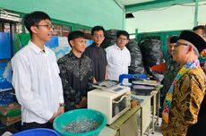 Siswa SMA Negeri 7 Banjarmasin Ubah Botol Plastik Jadi Gantungan Kunci dan Ecobrick