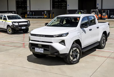 Toyota Hilux BEV 2026 Hadir, Pikap Listrik dengan AWD