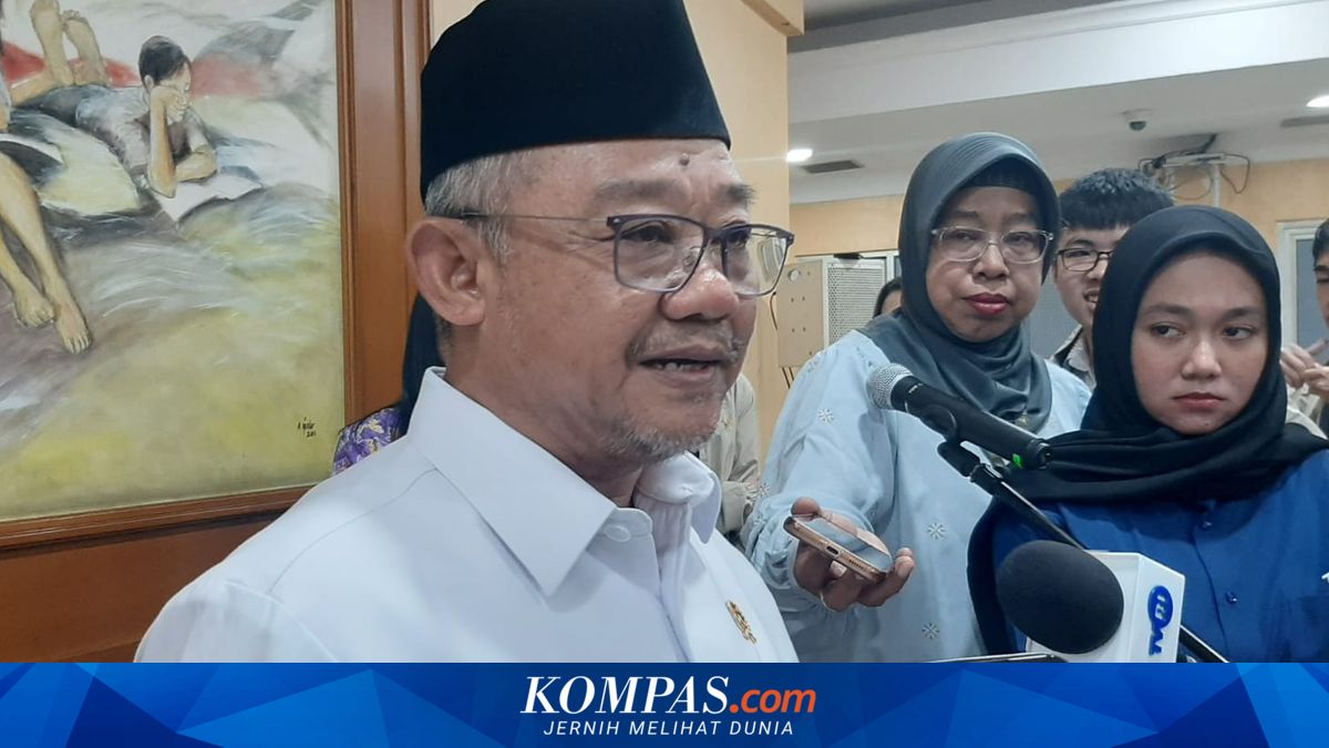 Bocah Makan Bergizi di Depan Kelas Ambruk, Pemerintah Janjikan Surga Bangunan Baru
