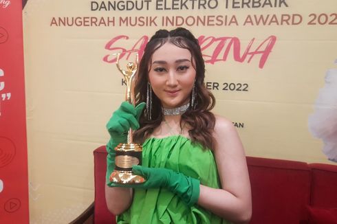 Sabet Trofi AMI Awards 2022, Sandrina Mazaya Makin Semangat Berkarya