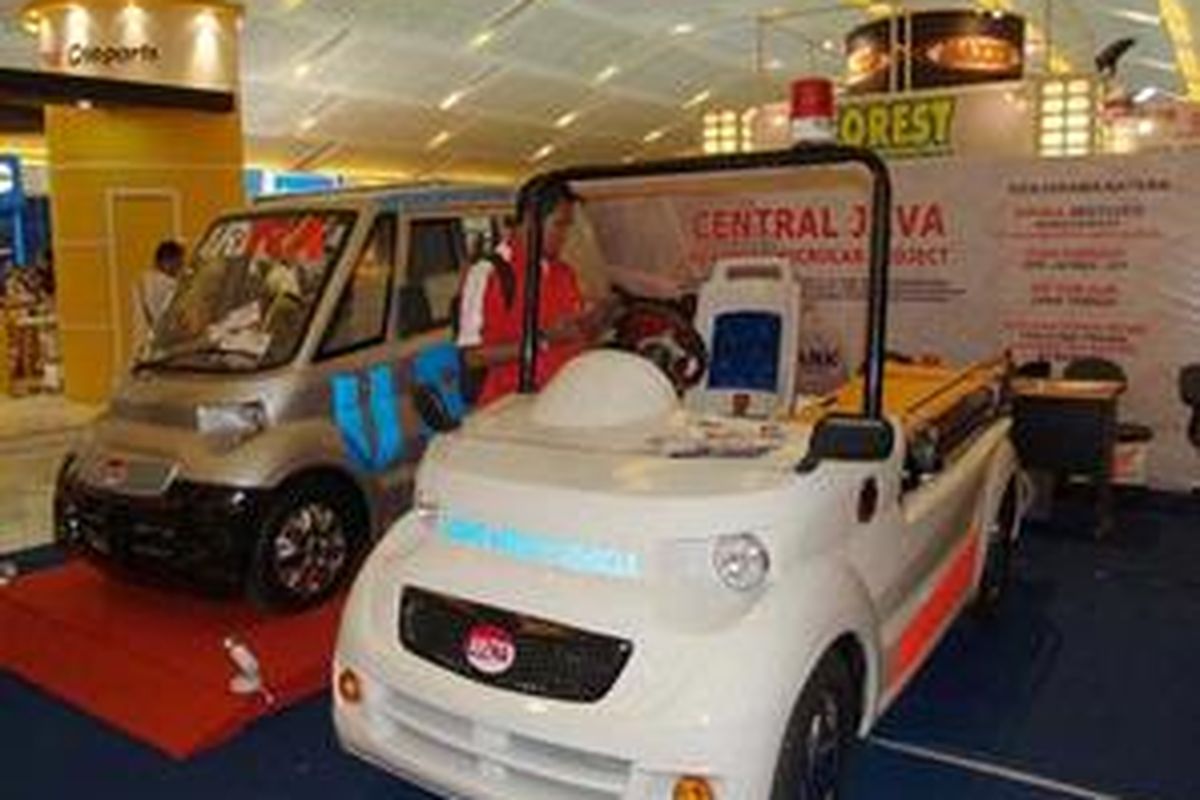 Dua prototipe karya Uness dipamerkan menjelang akhir IIMS 2009.
