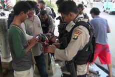Polisi Tangkap 4 Pemuda yang Sering Peras Sopir Angkot di Pulo Gadung