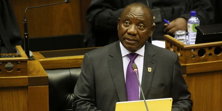 Presiden baru Afrika Selatan, Cyril Ramaphosa, ketika memberikan pidato kenegaraan pertama Jumat (16/2/2018).