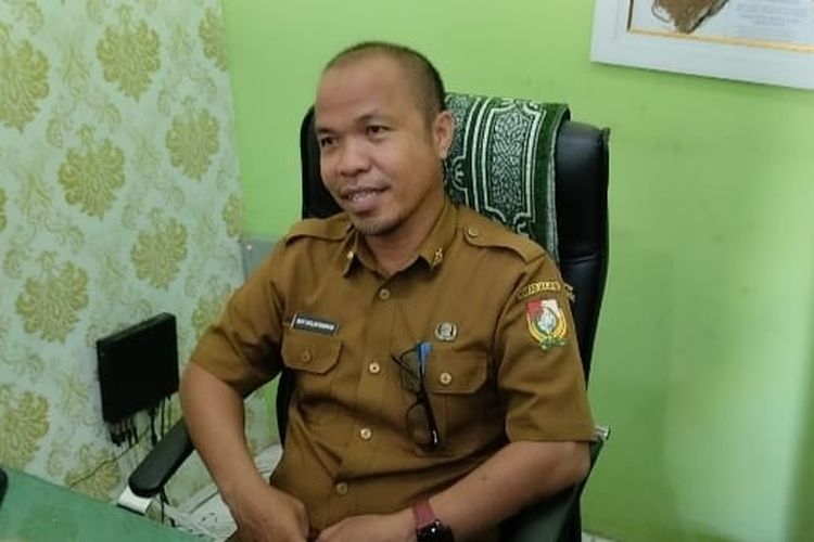 Kepala Puskesmas Pamboang Taslim Mannan saat diwawancara di ruangannya di Puskesmas Pamboang, Kabupaten Majene, Sulbar, Selasa (7/5/2024).