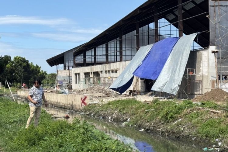 Suara Petani Tambak Surabaya: Jangan Sampai Warga Kecil Dipinggirkan oleh Pemodal Lapangan Padel