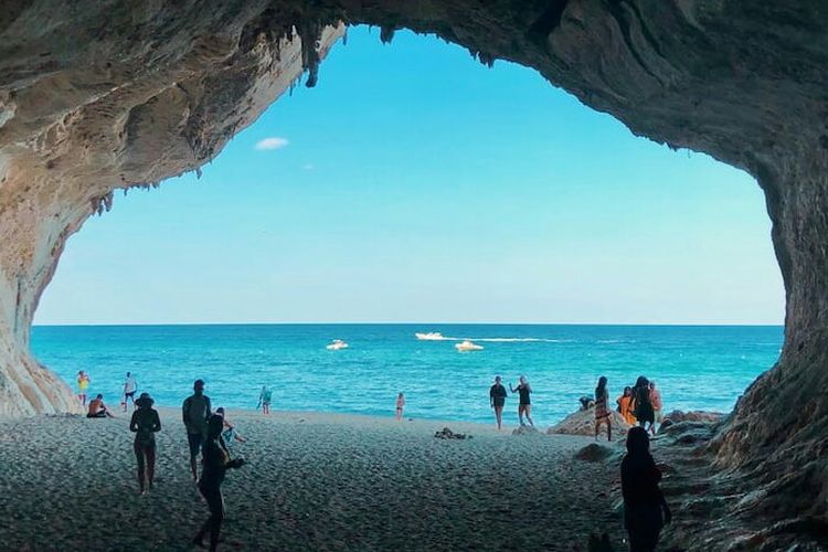 Pulau Sardinia, Italia