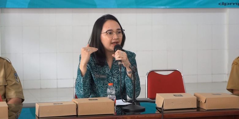 Mbak Cicha dalam acara Penguatan Kelembagaan PKK dalam Pemberdayaan Masyarakat dan Pembangunan Kediri yang digelar di Ruang Sekartaji Komolek Pendopo Panjalu Jayati, Selasa (24/10/2023).
