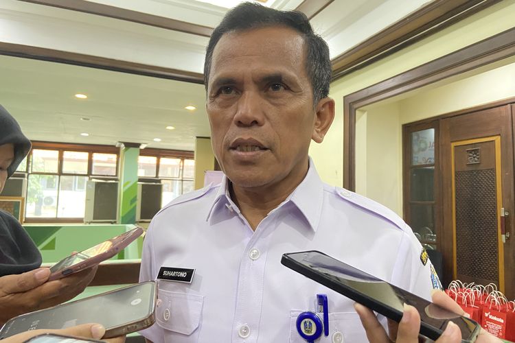 Sekretaris Dispendik Jatim, Suhartono Rabu (10/12/2025).