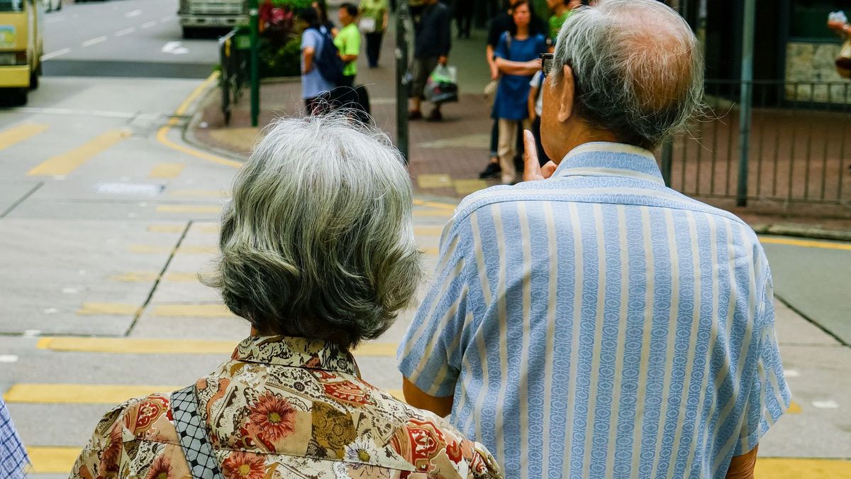 Desil Ranking Rises, 77 Elderly in Blitar City No Longer Receive PKH Plus Assistance