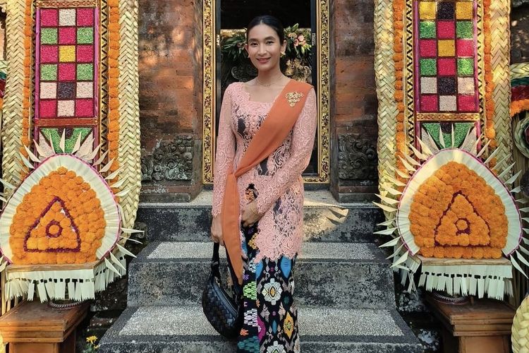 Dulu Tak Tahu Suami Keturunan Bangsawan Bali, Happy Salma: Dia Tidak Seperti Pangeran
