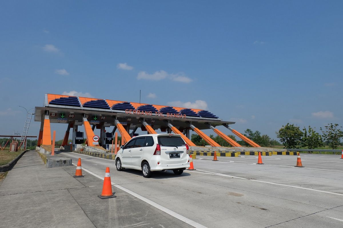 Gerbang Tol Jombang-Mojokerto.