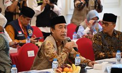 Tinjau Pelaksanaan Haji, DPR Imbau Jemaah Istirahat Cukup dan Periksa Kesehatan