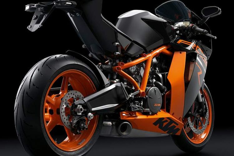 KTM RC8 R