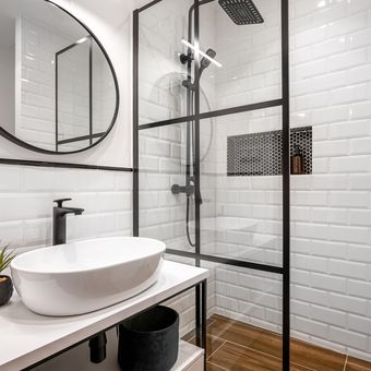 Ilustrasi kamar mandi putih