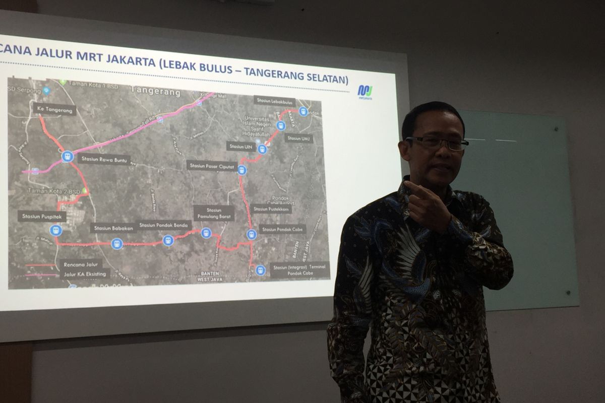 
Direktur Keuangan dan Administrasi PT MRT Jakarta Tuhiyat