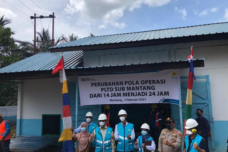 Kabar baik bagi warga Pulau Mantang, Kecamatan Mantang, Kabupaten Bintan kini sudah bisa menikmati waktu layanan operasi dari PLN menjadi 24 Jam yang sebelumnya 14 Jam.