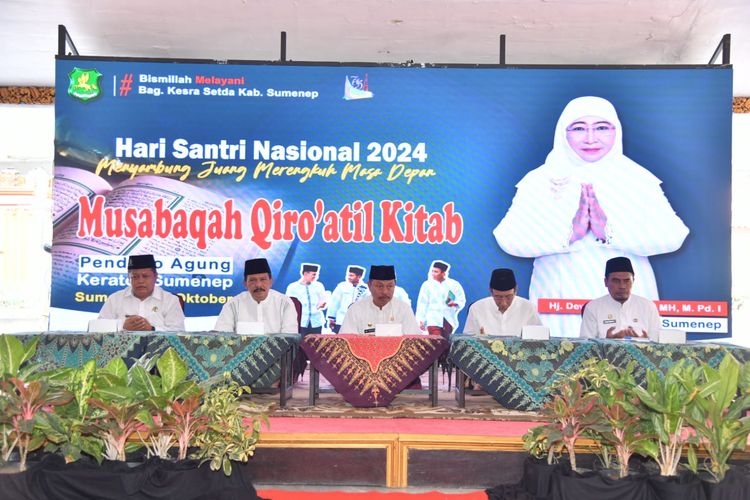 Pemerintah Kabupaten (Pemkab) Sumenep melalui Bagian Kesejahteraan Masyarakat menggelar Musabaqah Qira?atil Kitab (MQK) di Pendopo Agung Keraton Sumenep, Senin (21/10/2024).
