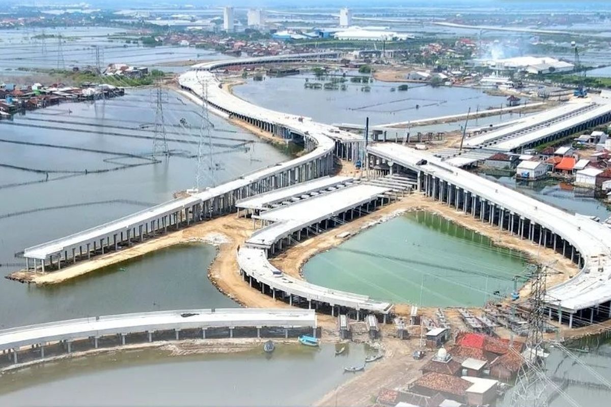 Jalan Tol Semarang-Demak.