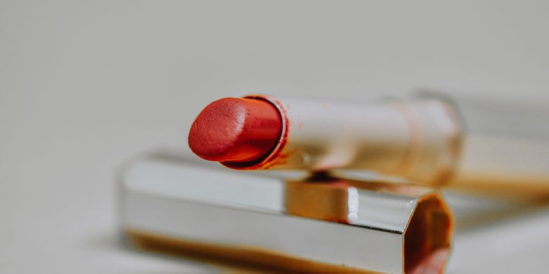Sejarah Lipstik Dari Simbol Kecantikan Hingga Moralitas Halaman All Kompas Com Sejarah Lipstik Dari Simbol Kecantikan Hingga Moralitas Halaman All Kompas Com