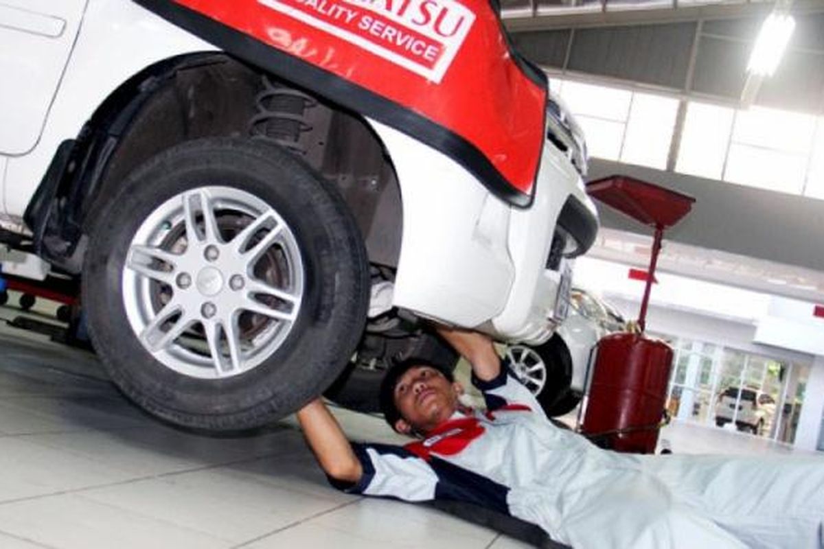 (Ilustrasi) Bengkel Daihatsu bodi repair