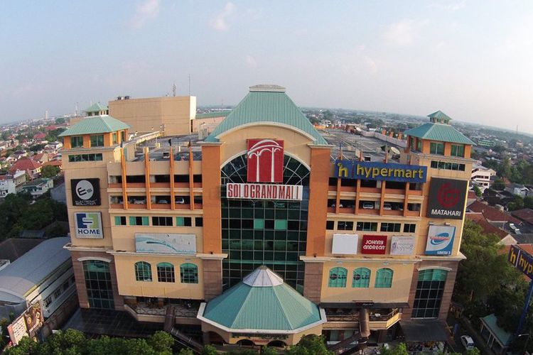 Solo Grand Mall, Solo salah satu mal terkenal di Jawa Tengah