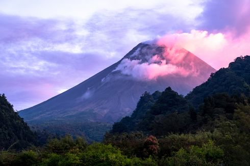 Selasa Sore, Gunung Merapi Dua Kali Keluarkan Awan Panas Guguran