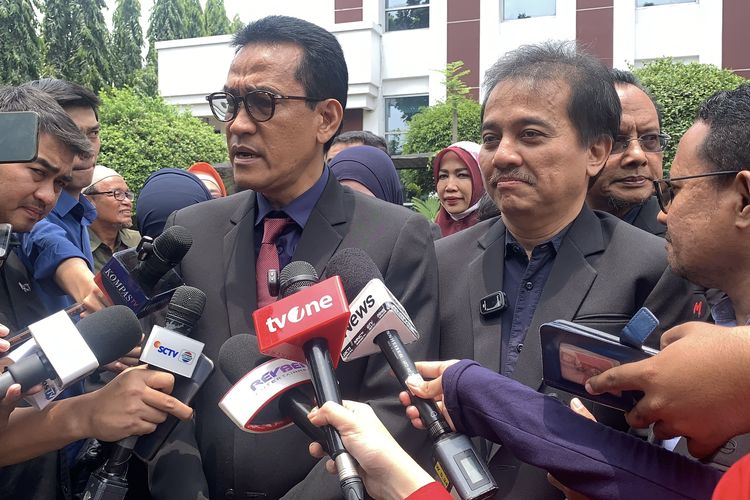 Pihak Roy Suryo: Aneh, Jokowi Wara-wiri di Jakarta, Tidak Dihadirkan di Sidang